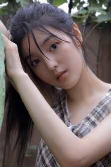 漂亮可爱善良的姐姐